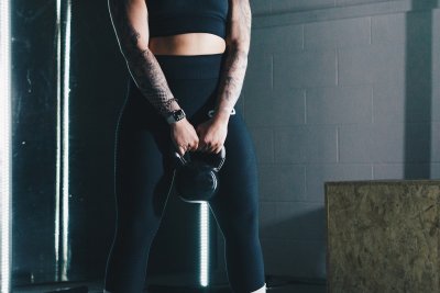 Waarom steeds meer vrouwen kracht en cardio combineren